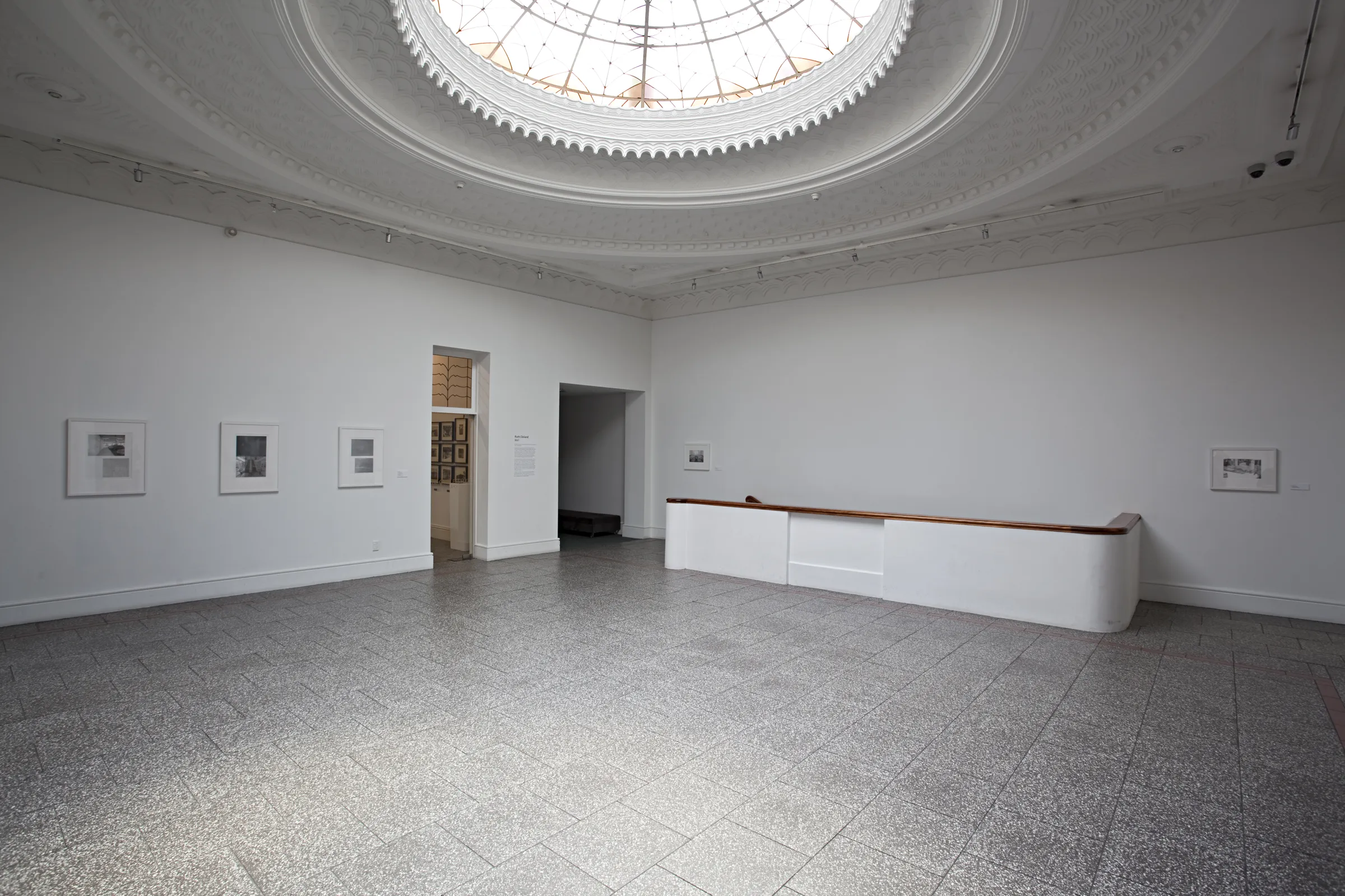  Mall, 2010, Gus Fisher Gallery, University of Auckland 